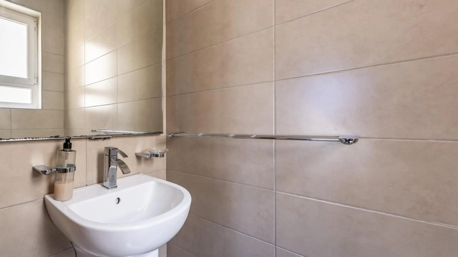 Luxury Seafront Apartment By Solea Sliema